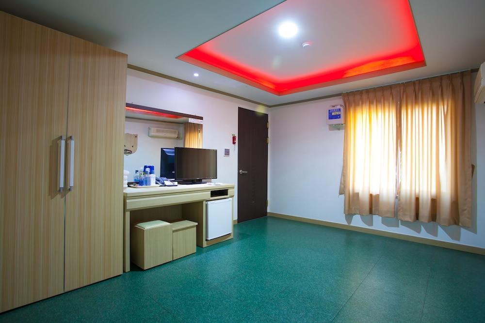 Suanbo Saipan Hot Spring Hotel Chungju Exteriör bild